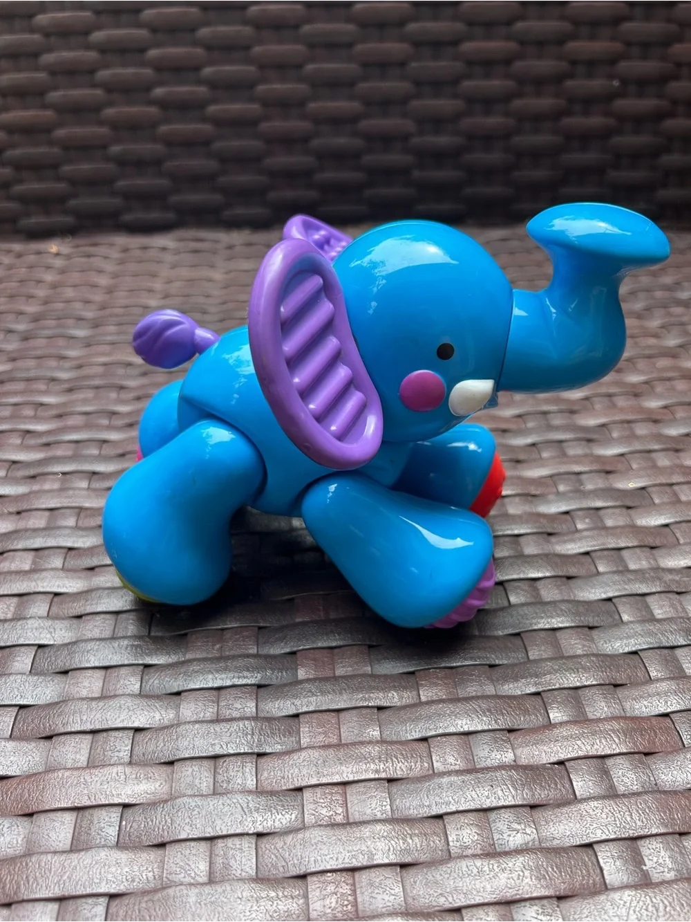 Fisher-Price Amazing Animals Blue Click & Clack Elephant.
